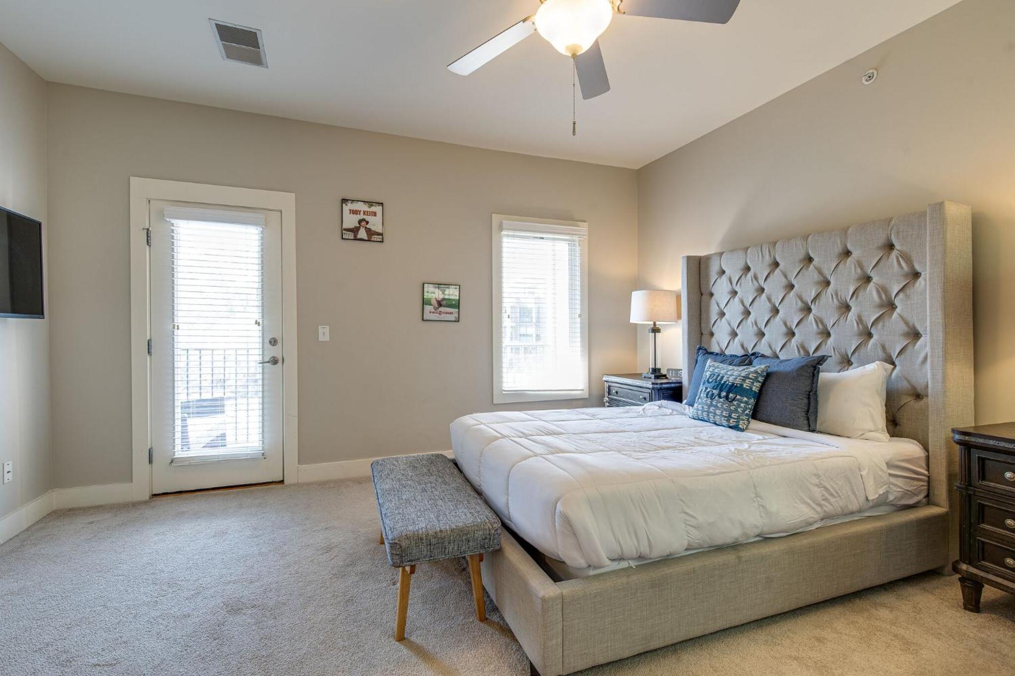 Apartament The Celebrity - Minutes To Broadway With A Balcony Nashville Zewnętrze zdjęcie