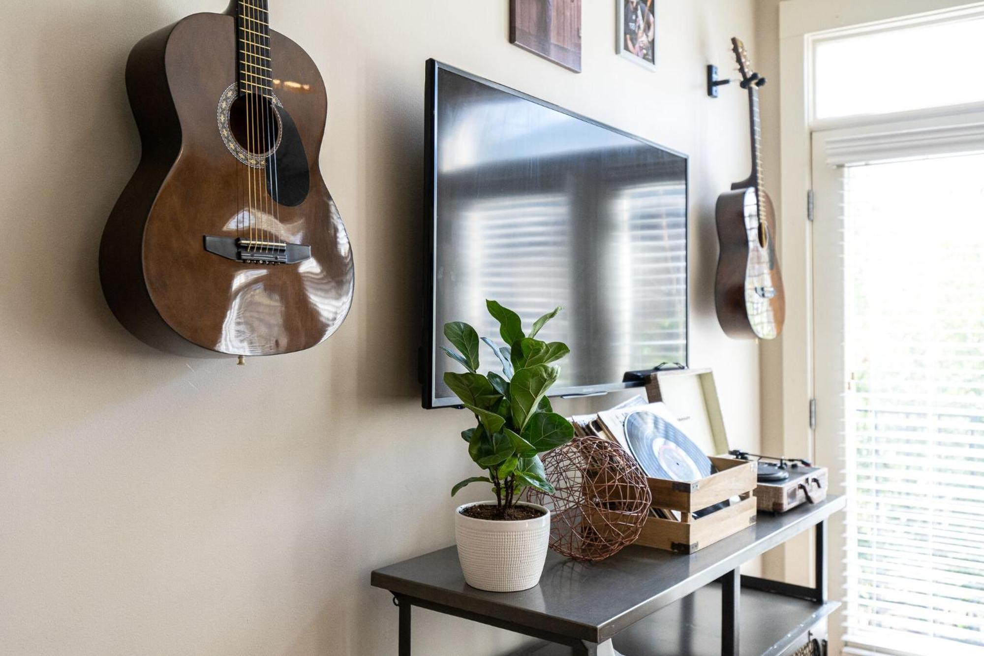 Apartament The Celebrity - Minutes To Broadway With A Balcony Nashville Zewnętrze zdjęcie